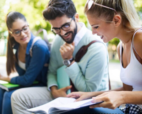 Universidades que exigen menor puntaje PAES